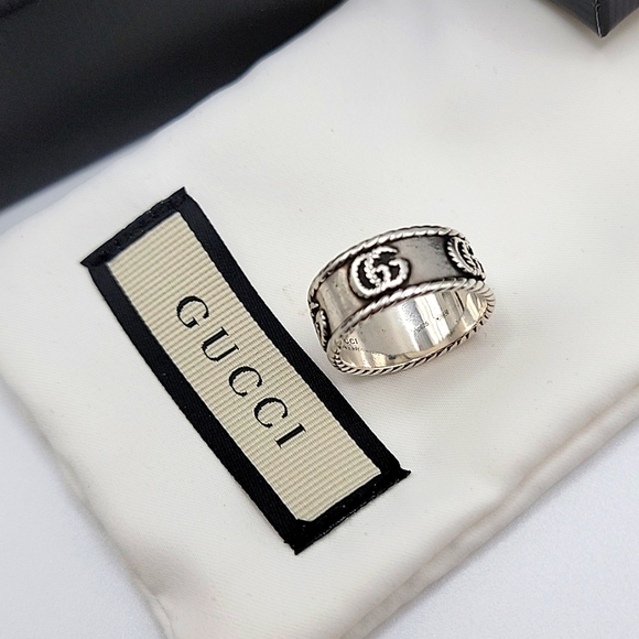Gucci GG Marmont Cabled Sterling Silver Band - Picture 4 of 5